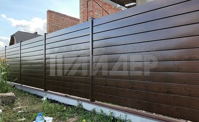 Забор из горизонтального металлопрофиля с имитацией под дерево ПН-237 - фото 2