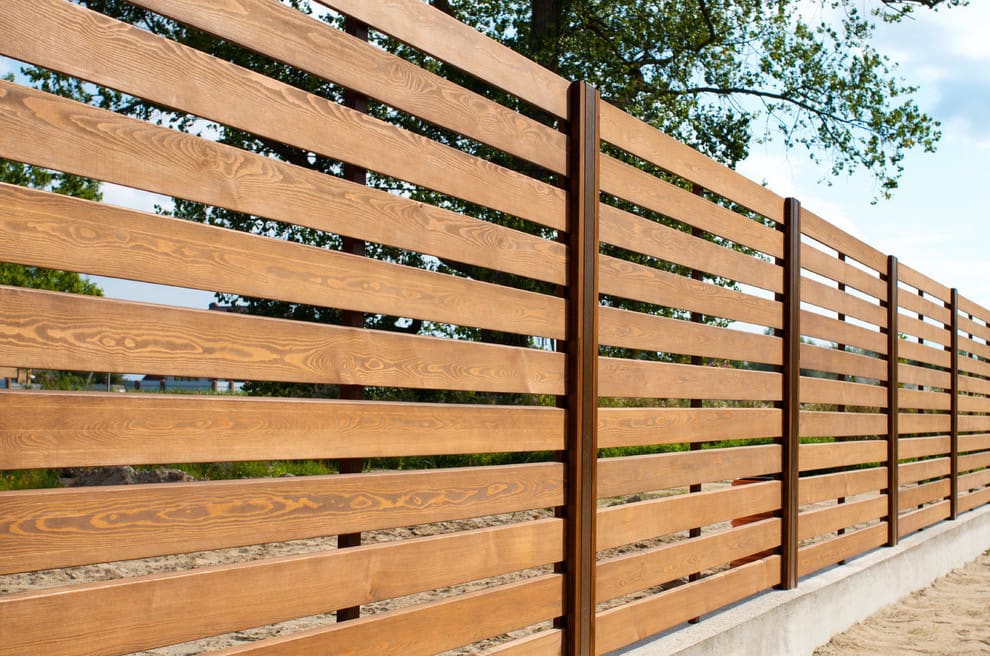 Натуральный цвет дерева всегда будет на вершине моды и популярности.