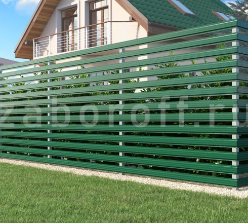 Горизонтальный забор из П-образного металлического штакетника ЭКОНОМ