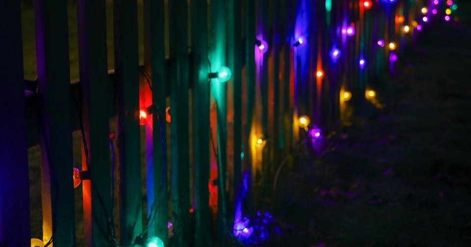 Как выбрать забор для частного дома: важные параметры и 7 лучших материалов (75 фото)