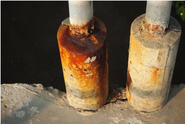 Финский метод установки заборных столбов в трубу