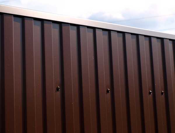 Обрамление профилированного ограждения