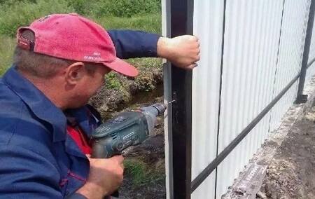 Крепление профлиста на забор 